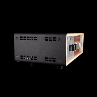 Pre Owned Universal Audio OX Amp Top Box Speaker Simulator With Adapter - 2 image 6