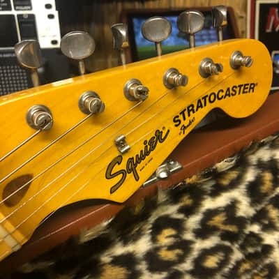 Squier Stratocaster JV series 1983 1983 Fiesta red image 4