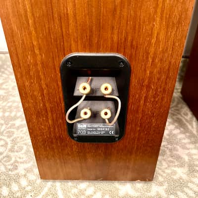 Bowers & Wilkins B&W 703 Speakers image 14