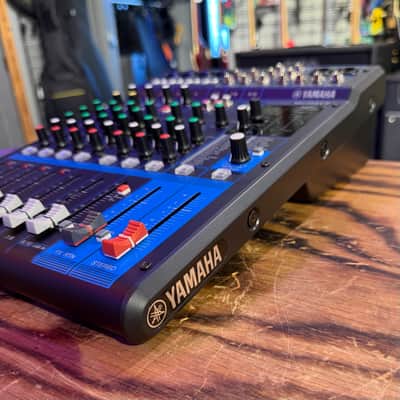 Yamaha MG10XUF 10 Channel Analog Mixer 2018 - Present - Black image 3