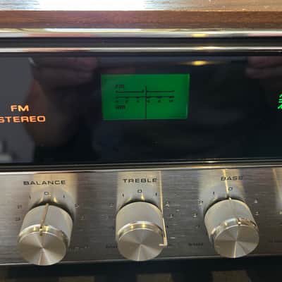 Great conditions Sylvania CR-2742 Vintage AM / FM Stereo Receiver 1970's image 2