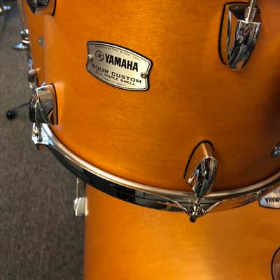 Yamaha Tour Custom Maple Drum Set 22/10/12/16  Caramel Satin image 4