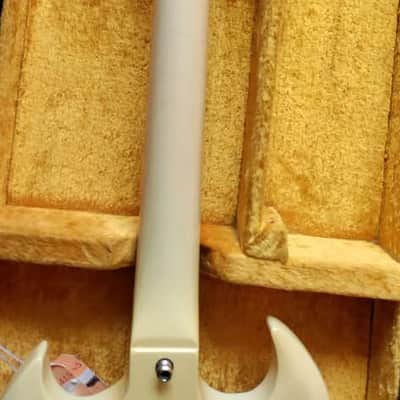 Gibson SG Custom "Large Guard" with Maestro Vibrola 1966 - 1969 - White image 5