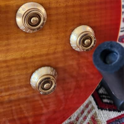 Vintage V100 (non-reissue) Les Paul Cherry Burst 2011 UK image 13