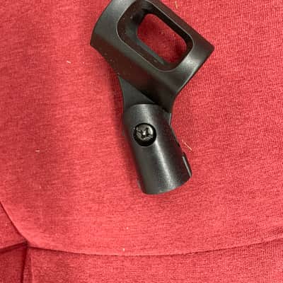 AKG D 320 B microphone - Silver image 8