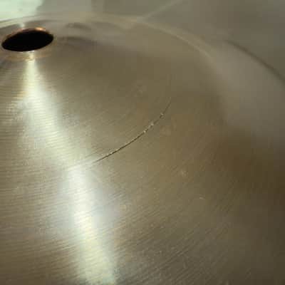 Paiste 24" Giant Beat Multi-Functional Cymbal - CRACKED - VIDEO DEMO image 3