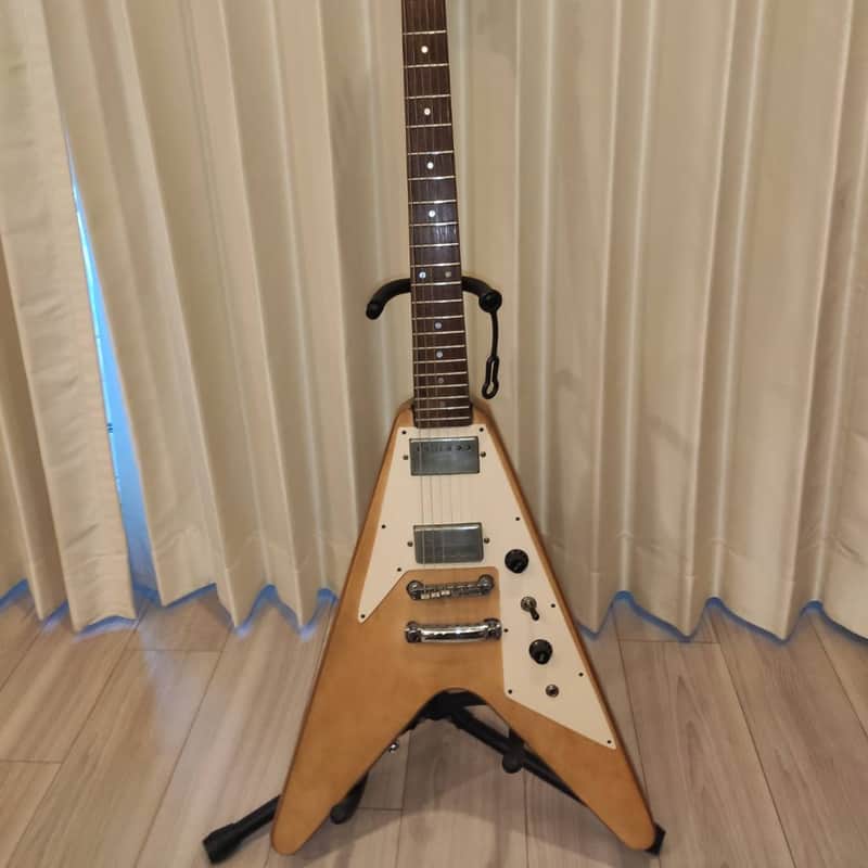 1989 – 1998 Epiphone ’67 Flying V Ebony