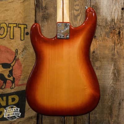 Fender Standard Stratocaster with Maple Fretboard 1983 - Sienna Sunburst image 4