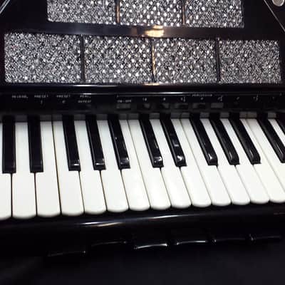 Cordovox Super V 5 Double Tone Chamber Accordian Jet Black w/Electronics image 22