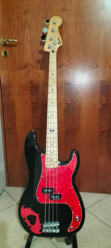 Squier Pete Wentz Signature Precision Bass | Reverb UK