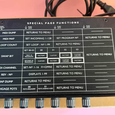 RARE 1 Of 1 Tech21 SansAmp PSA-1 1995 Black Signed image 6