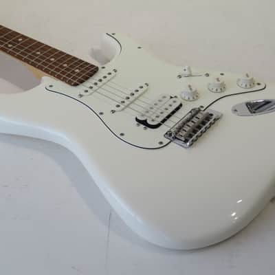 2022 Fender Player Stratocaster HSS Electric Guitar in Polar White image 10