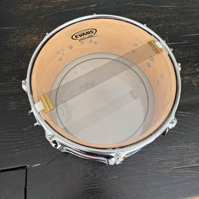 DW Collector's Series 12 X 6.5" Maple Snare Drum 2002 Galaxy Red Sparkle image 5