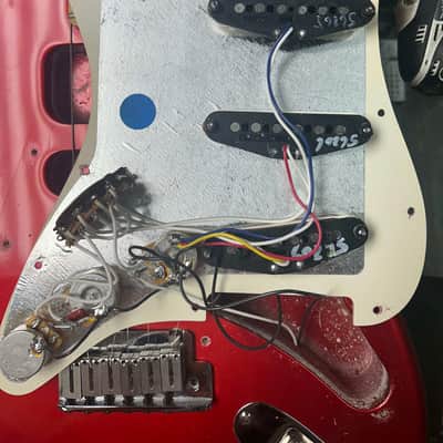 Fender 50th Anniversary American Series Stratocaster with Maple Fretboard 2004 - Chrome Red image 18