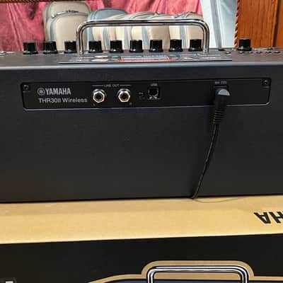 Yamaha THR30II WL Wireless 30-Watt Modeling Guitar Amp Combo Black image 6