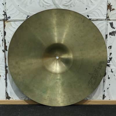 Used Zildjian Avedis Crash/Ride Cymbal 18in (1763g) image 2