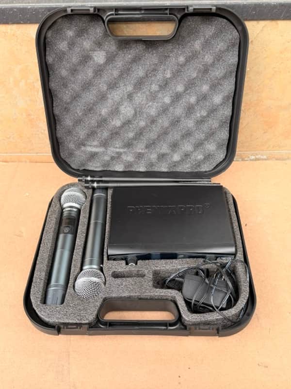 Phenyx Pro PTU-52 Dual Handheld Wireless Microphone System image 1
