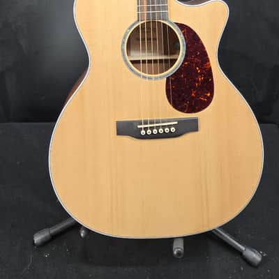Martin 11GPC13EMOD Road Series GPC-13E Modern Acoustic electric Guitar, Natural image 1
