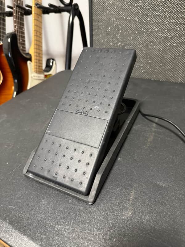 Yamaha FC7 Volume Pedal 2010s - Black image 1