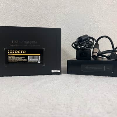Universal Audio UAD-2 Satellite OCTO Core Thunderbolt 2 DSP Accelerator - Black image 1