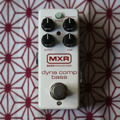 MXR M282 Dyna Comp Mini Bass Compressor | Reverb