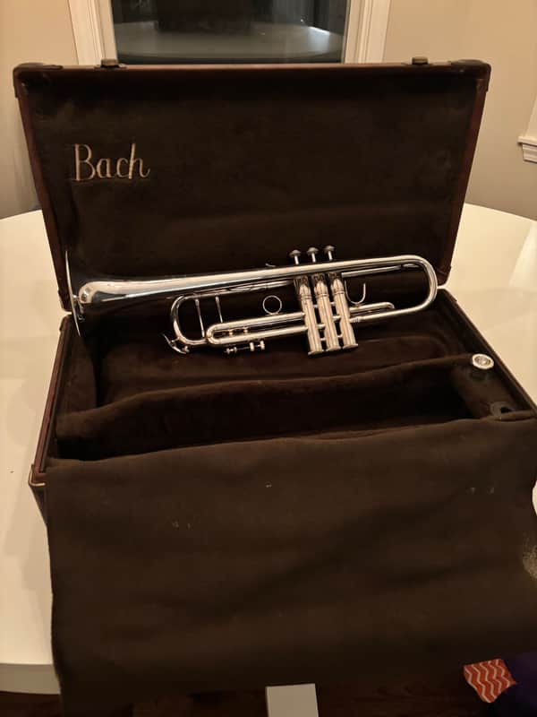 Bach Stradivarius 1982/83 - silver image 1