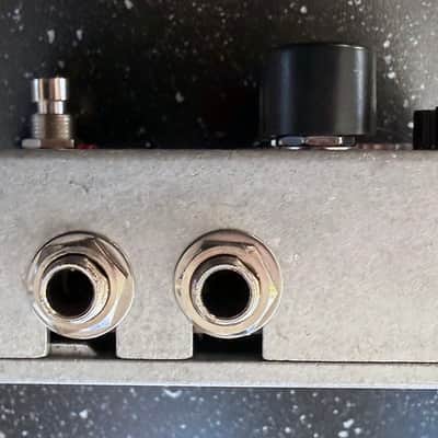 Electro-Harmonix Attack Decay Reverse Tape Simulator image 3
