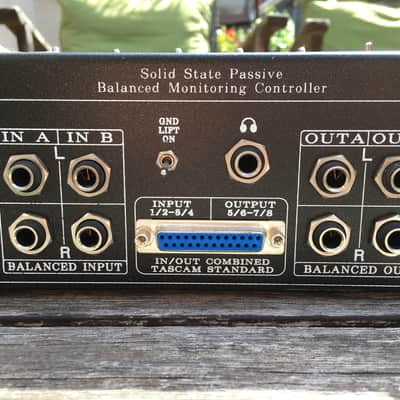 Vintage Maker Little MC 2x2 Passive Monitor Controller 2010s image 9