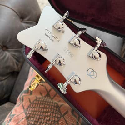 Gretsch G6136T-140 140th Anniversary Double Platinum Falcon 2023 - Present - Two-Tone Stone Platinum / Pure Platinum image 3