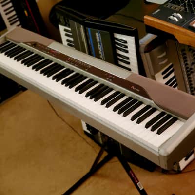 MUST SEE!!! CASIO PRIVIA PX-110 DIGITAL PIANO WITH 88 WEIGHTED KEYS GREAT FOR STUDENTS! image 2