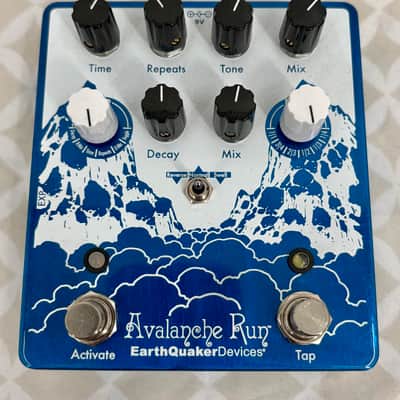 EarthQuaker Devices Avalanche Run Stereo Reverb & Delay with Tap Tempo V2 2018 - Present - Various image 1