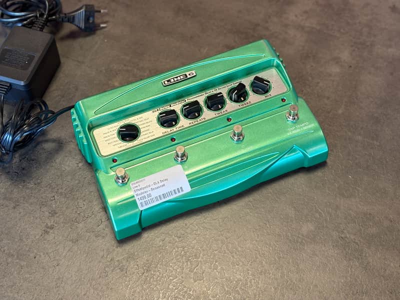 Line 6 DL4 Delay Modeler 1999 - 2021 - Green image 1