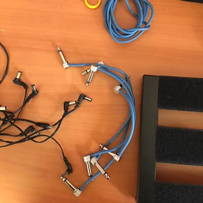 Pedal board starter kit: Pedaltrain Metro 20, MXR DC Brick, and Lava Cable Kit image 2