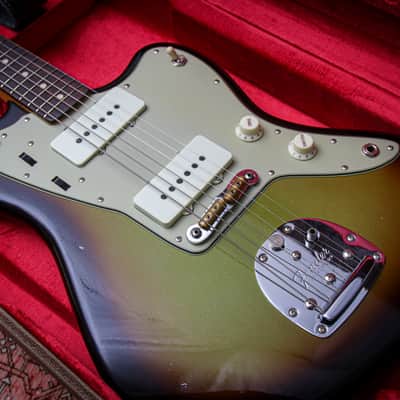 FENDER USA Custom Shop '62 Reissue Jazzmaster Jrny Relic "Swamp Burst" (2025) image 2