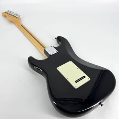 2017 Fender American Professional Stratocaster - Black image 3