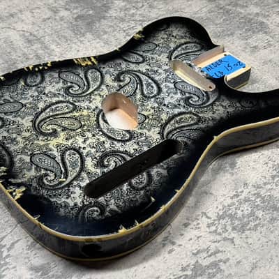 Real Life Relics 60’s Style Tele® Telecaster® Body Double Bound Aged Paisley Black image 3