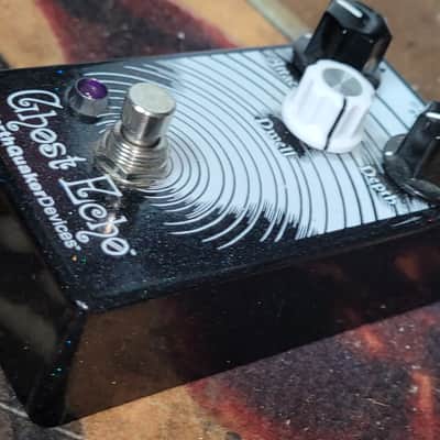 EarthQuaker Devices Ghost Echo Reverb V3 2017 - Present - Black / White Print image 3