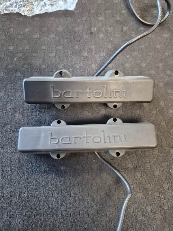 Bartolini J Bass 9J1 L/S Pickup Set image 1