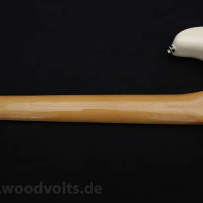Fender Vintera II '60s Stratocaster with Rosewood Fretboard 2023 - 2026 - Olympic White image 7