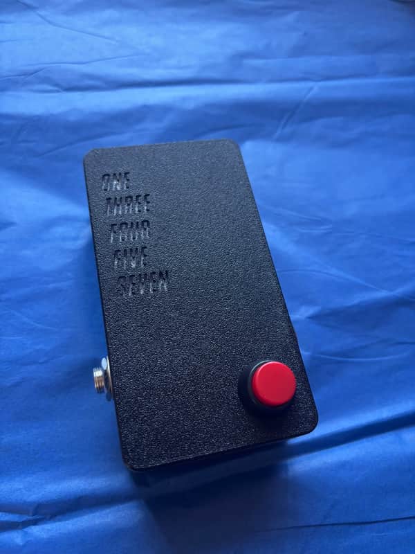 Super Midi Box Midi Metronome - Black & Red image 1