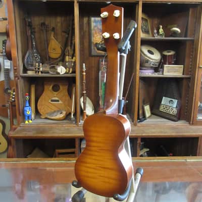 Harmony H1251/2 Soprano Ukulele with Hard Case c.1950's image 9