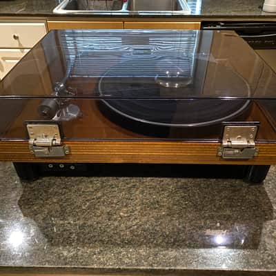 Rare, vintage JVC VL-8 Belt Drive Quadraphonic Capable Turntable image 16