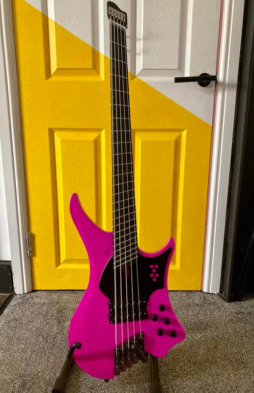 GOC Ilumina B37.5 Multiscale Bass in Cyber Pink image 1
