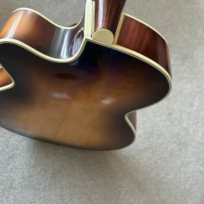 Hofner President 1959 Sunburst w Original case and Guarantee from Selmer image 12
