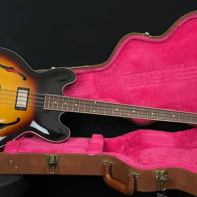 Gibson Custom Shop ES 335 Memphis Bass from 2013 in sunburst finish with original case image 9