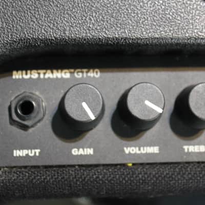 Fender Mustang GT 40/40-Watt Amp Modeling Guitar Combo image 2