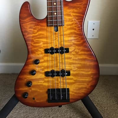Sadowsky NYC 21 Fret Left Handed 2001 Quilted Maple Tobacco Burst image 4