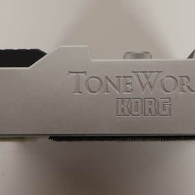 Korg AX3G Multi-Effects Modeling Signal Processor image 2