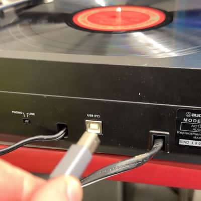 Audio-Technica AT-LP60USB Black Fully Automatic Belt Driven Turntable with USB 2010s - Black image 12