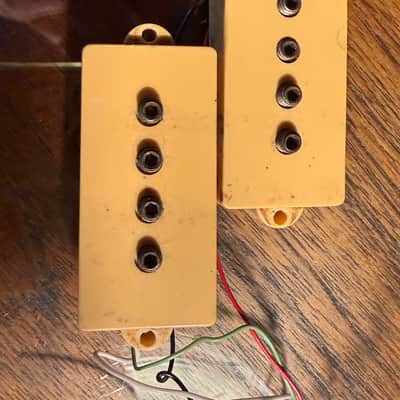 Vintage DiMarzio P/J Pickup set 1980 - Cream image 2